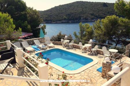 Sesula Bay Resort Šolta sziget Horvátország