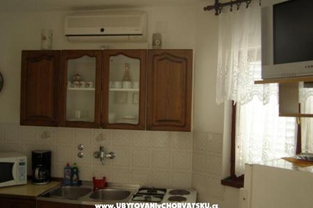 Apartmanok Roviš fotó 5