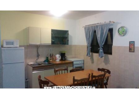 Apartmanok Gomilica fotó 3