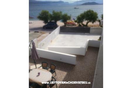Apartmanok Lovre fotó 5