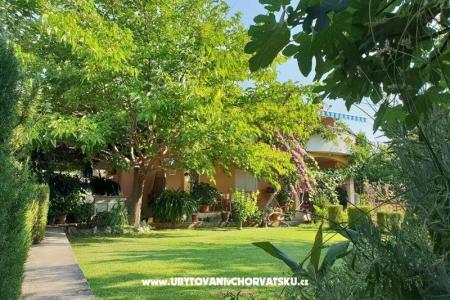 Apartmanok Bijelić Trogir Horvátország