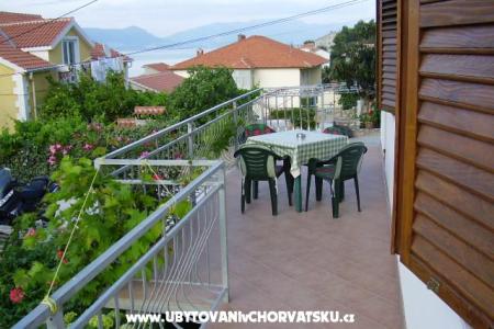 Apartmanok Arbanija fotó 4