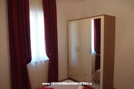 Apartmanok Kadulja fotó 4