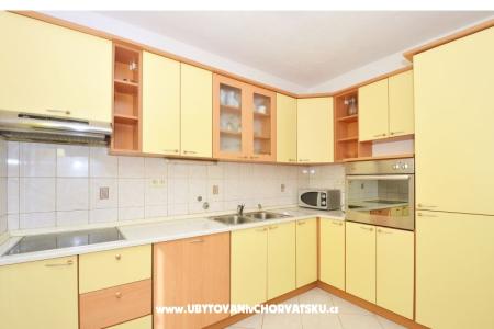 Apartmanok Damir fotó 4