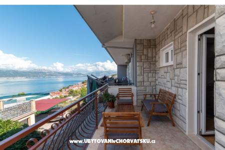 Fani Trogir Horvátország