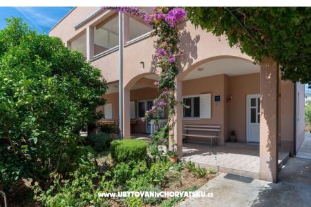 Apartmanok Samac Trogir Horvátország