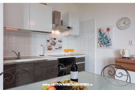 Vakáció Barbara – Trogir Horvátország