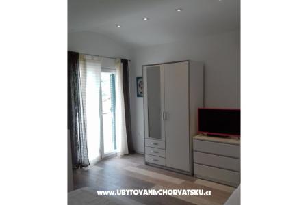 Nena Trogir, Slatine fotó 3
