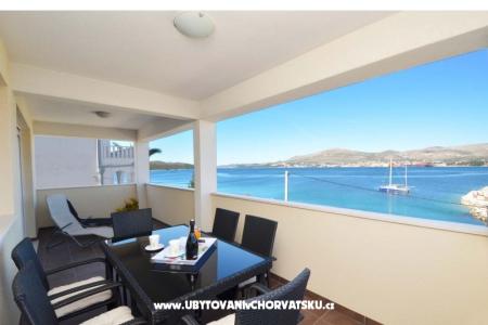 Palm Beach Trogir Horvátország