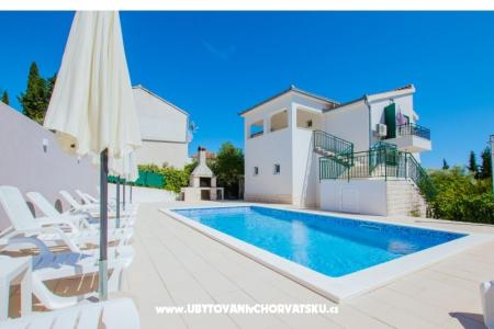 Apartmanok Milović 30 m od more Trogir Horvátország