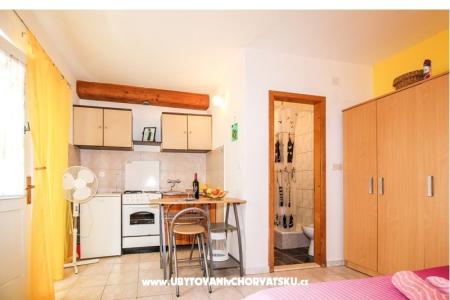 Apartmanok Jelaš fotó 5