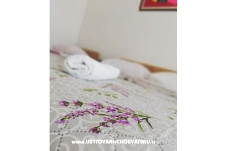Apartmanok Aniko Šarić fotó 3