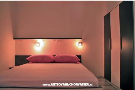 Apartmanok Tucepi Jakić fotó 3