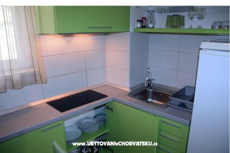 Apartmanok Tucepi Jakić fotó 4