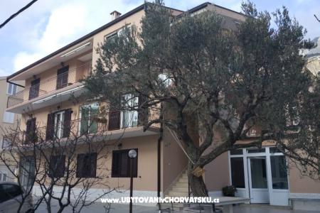 Apartmanok Mena fotó 2