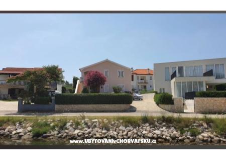 Apartmanok ENA fotó 4