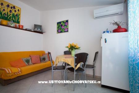 Apartmanok Ferina Poljana fotó 3