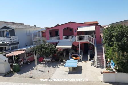Apartmanok Alma fotó 3