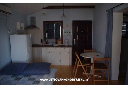 Apartmanok Dora fotó 4