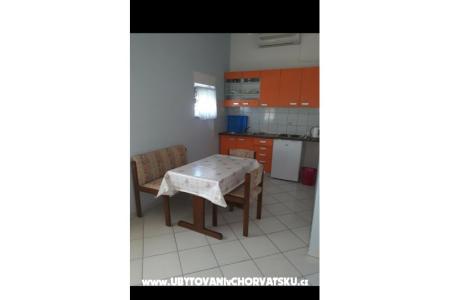 Apartmanok Lora fotó 4