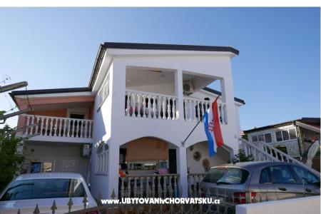 Apartmanok Karolina fotó 4