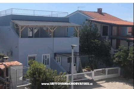Tibi Apartman  Vir sziget Horvátország