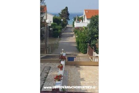 Tonis Apartmanok fotó 3