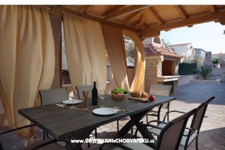 Villa Vista Apartmanok Vir sziget Horvátország