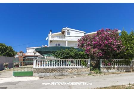 Apartmanok Alaga Vodice Horvátország