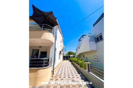 Apartmanok Eden Vodice fotó 2
