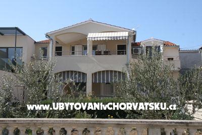 Apartmanok Jela fotó 2