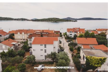Apartmanok Karlov fotó 4