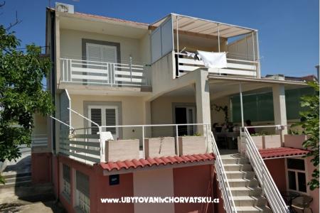 Apartmanok Milan Vodice Horvátország