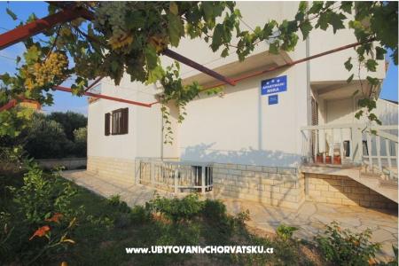 Apartmanok Mira fotó 3