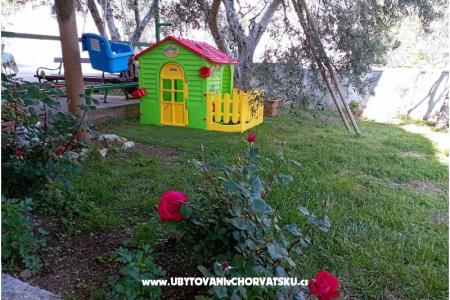 Apartmanok Ivica i Ljuba Cukrov  fotó 5