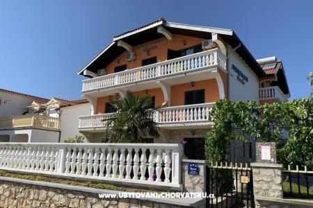  Apartmanok - Emelie  Vodice Horvátország