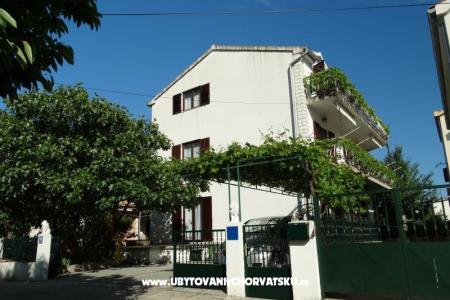 Apartmanok Milka-Jure Srima-Vodice Vodice Horvátország