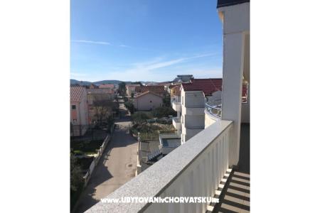 Penthouse medencével Ruža fotó 5