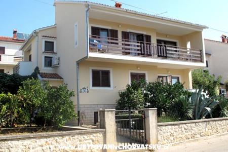 Apartmanok Kera fotó 3