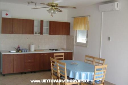 Apartmanok Petra fotó 2
