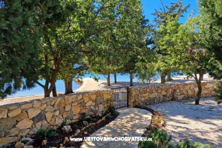 Apartmanok Tena,  prvi red do mora Zadar Horvátország