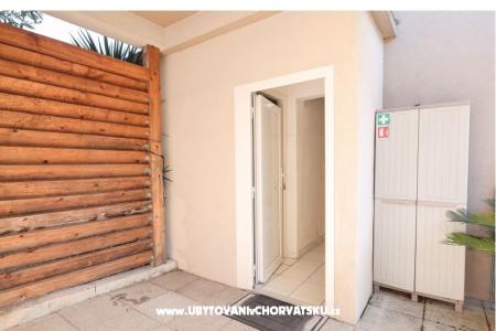 Apartmanok Floresita fotó 5