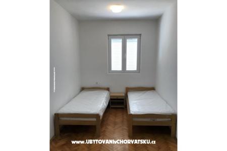 Bossina Zaostrog fotó 3
