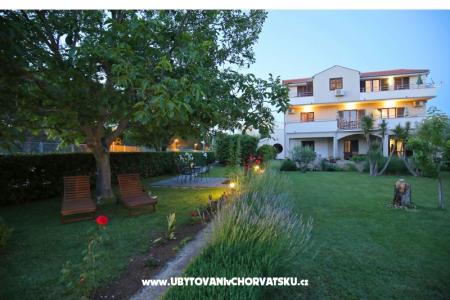 Apartmanok Peroš fotó 3
