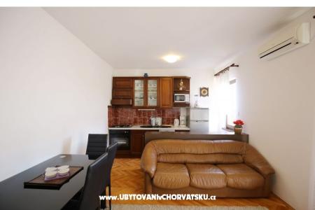 Zaton Beach Apartmanok fotó 2