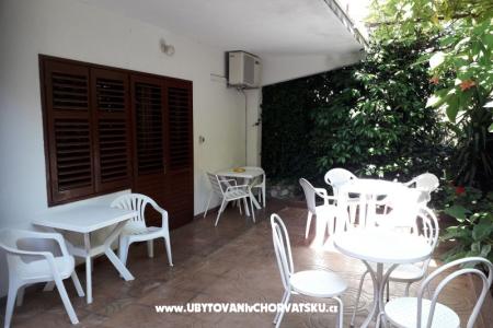 Apartmanok Beti fotó 3