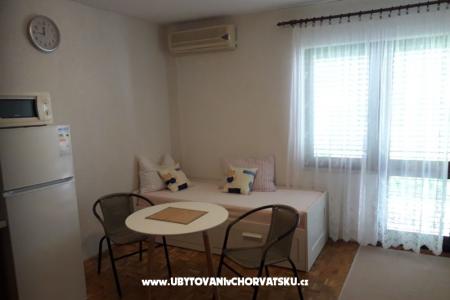 Apartmanok Beti fotó 4
