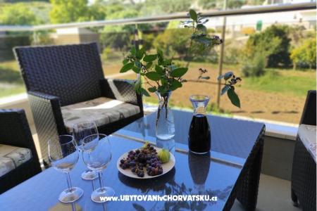 Villa Filipovic 2 Apartmanok Žuljana fotó 2