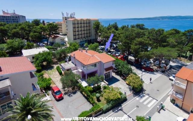 Villa LILLA – Szálláshely Baska Voda Horvátország
