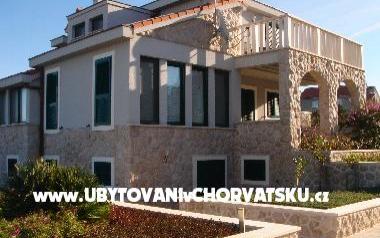 Apartman Lucija – Szálláshely Betina Horvátország